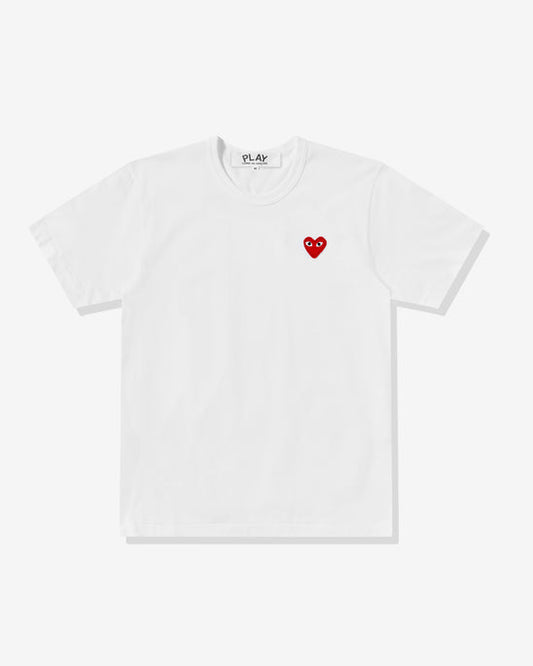 Playera Blanca con Corazón Rojo COMME DES GARÇONS PLAY