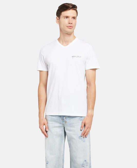 Playera V-neck Open 24/7 MAISON LABICHE